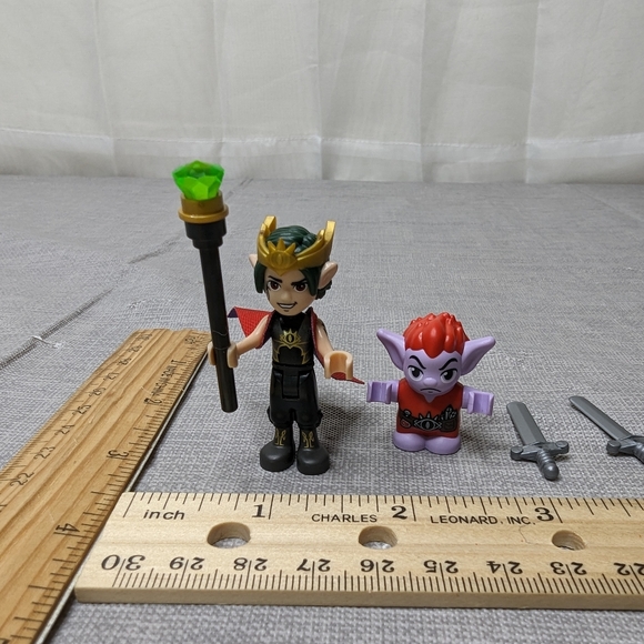 LEGO Minifigures Goblin King &  Magic Staff  Jimblin Goblin Cub, 2 Swords 41183 - Picture 5 of 15